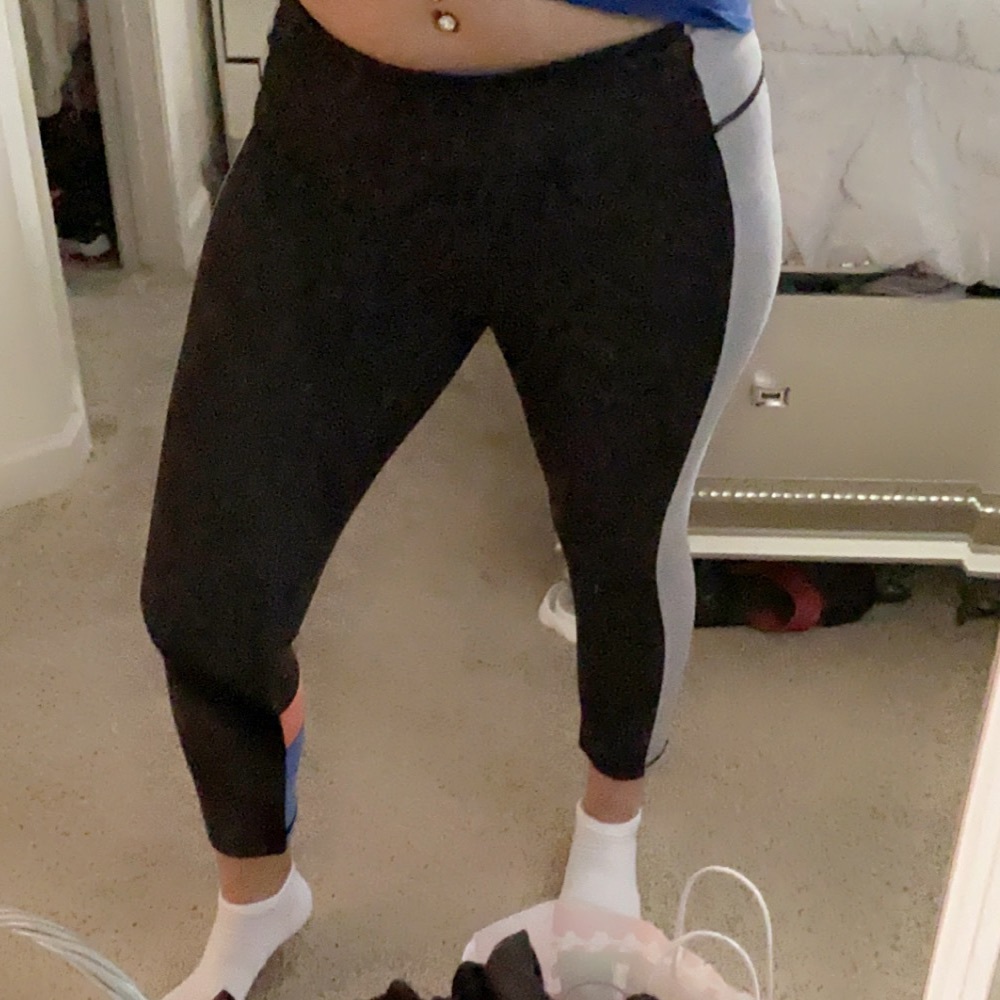 Victoria’s Secret long Capri black Leggings